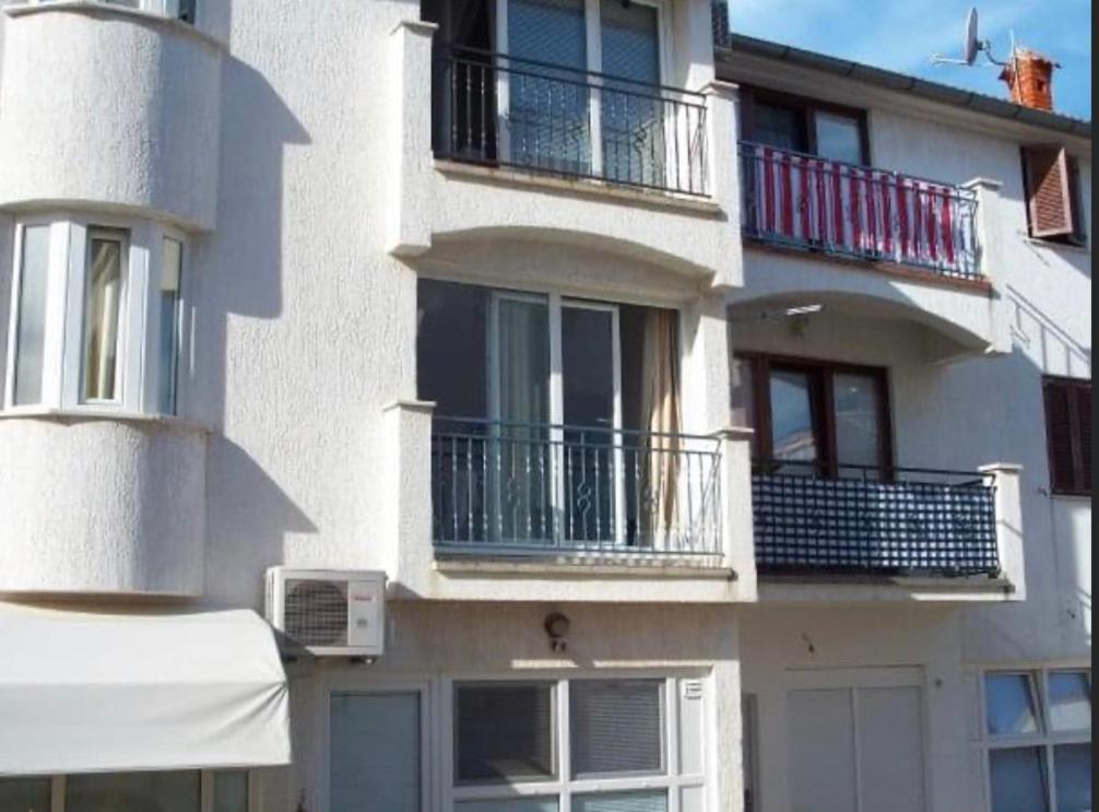 Olivia, Seaside Apartment In Medulin, Croatia ภายนอก รูปภาพ